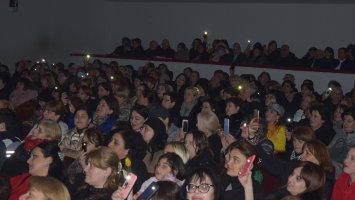 სამტრედიის მუნიციპალიტეტის მერიამ ქალბატონებს გაზაფხულის დღესასწაულები ქართული სიმღერის საღამოთი მიულოცა