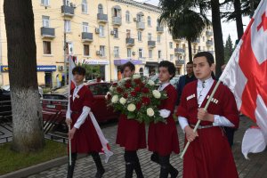 სამტრედიაში მეორე მსოფლიო ომში დაღუპულ გმირებს პატივი მიაგეს