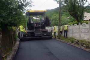 სამტრედიის მუნიციპალიტეტში აქტიურად გრძელდება საგზაო ინფრასტრუქტურის მოწესრიგება