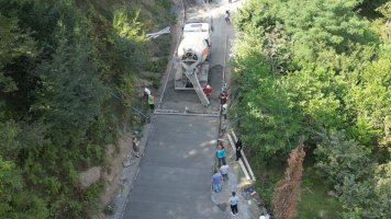 სამტრედიაში გამოჩინებულიდან ზანდოს მონასტრის მიმართულებით ბეტონის გზა იგება