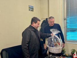 სამტრედიის მერმა შობა–ახალი წელი სტრატეგიული დანიშნულების ობიექტებში, 24 საათიან რეჟიმში მომუშავე პერსონალს მიულოცა