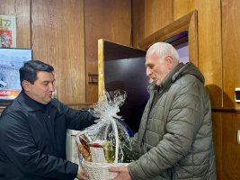 სამტრედიის მერმა შობა–ახალი წელი სტრატეგიული დანიშნულების ობიექტებში, 24 საათიან რეჟიმში მომუშავე პერსონალს მიულოცა