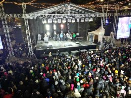 კახი კალაძის ტრადიციული საჩუქარი სამტრედიელ მრავალშვილიან ოჯახებს