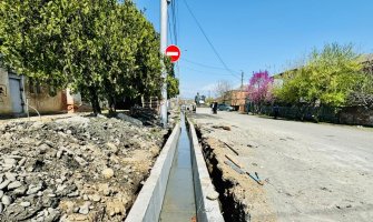 სამტრედიაში სანიაღვრე არხების მოწყობის სამუშაოები  მიმდინარეობს