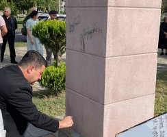 სამტრედიაში, სოხუმის დაცემის დღესთან დაკავშირებით, გმირთა მემორიალი გვირგვინით შეამკეს