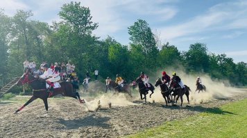 სამტრედიაში დამოუკიდებლობის დღე მრავალფეროვანი ღონისძიებებით აღინიშნა