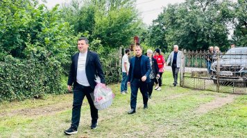 სამტრედიაში ორ უსახლკარო ოჯახს საცხოვრებელი სახლი გადაეცა