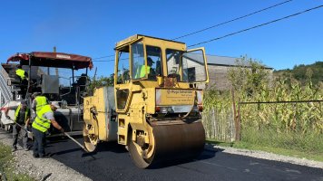 სამტრედიაში აქტიურად მიმდინარეობს საგზაო ინფრასტრუქტურის განახლება