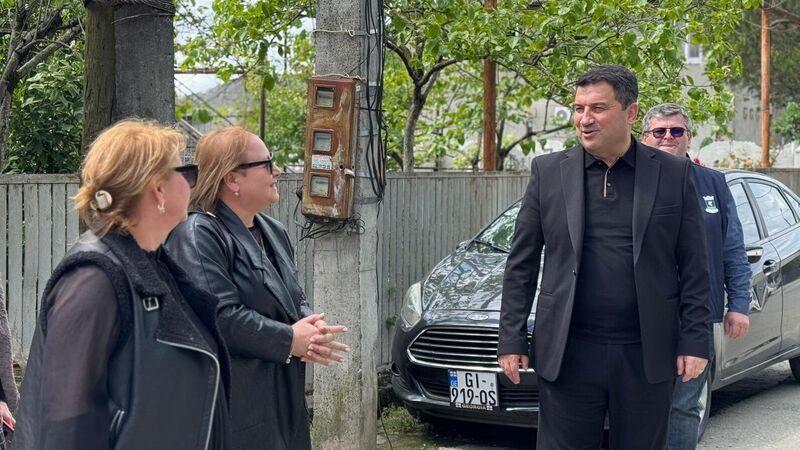 სამტრედიაში მრავალბინიანი კორპუსების სარეაბილიტაციო სამუშაოები მიმდინარეობს
