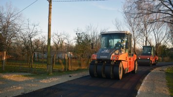 სამტრედიაში ადგილობრივი მნიშვნელობის გზები რეაბილიტაცია მიმდინარეობს