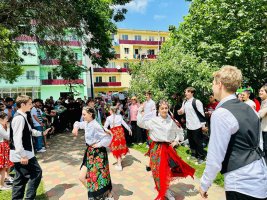 სამტრედიაში ბავშვთა საერთაშორისო დღისადმი მიძღვნილი კვირეული გრძელდება
