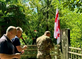 8 აგვისტო... დიდება გმირებს