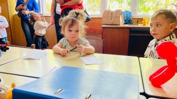 სამტრედიის მერმა ბავშვებსა და პედაგოგებს ახალი სასწავლო წლის დაწყება  მიულოცა