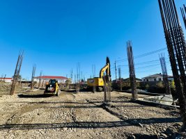 მე-4 საჯარო სკოლის მშენებლობა მიმდინარეობს