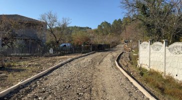 სამტრედიაში შიდა სასოფლო გზების რეაბილიტაცია აქტიურად მიმდინარეობს 