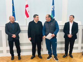 სამტრედიაში სხვადასხვა სფეროში მოღვაწე წარმატებული ადამიანები დააჯილდოეს
