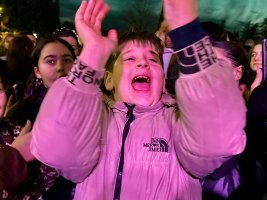 სამტრედიის  მთავარი ნაძვის ხე  საზეიმოდ აინთო