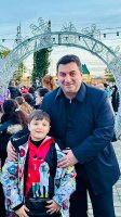 სამტრედიის  მთავარი ნაძვის ხე  საზეიმოდ აინთო