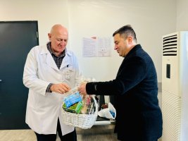 სამტრედიის მერმა შობა–ახალი წელი სტრატეგიული დანიშნულების ობიექტებში, 24 საათიან რეჟიმში მომუშავე პერსონალს მიულოცა