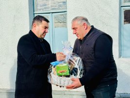 სამტრედიის მერმა შობა–ახალი წელი სტრატეგიული დანიშნულების ობიექტებში, 24 საათიან რეჟიმში მომუშავე პერსონალს მიულოცა