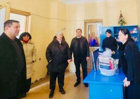 სამტრედიის მერმა შობა–ახალი წელი სტრატეგიული დანიშნულების ობიექტებში, 24 საათიან რეჟიმში მომუშავე პერსონალს მიულოცა