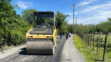 პირველად სერგეთის უბანში — 42-ე ქუჩაზე კაპიტალური გზა იგება, პროექტი სამ ქუჩაზე გრძელდება