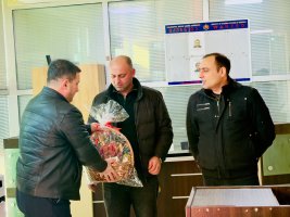 სამტრედიის მუნიციპალიტეტის მერმა საგანგებო სამსახურებს შობა-ახალი წელი მიულოცა