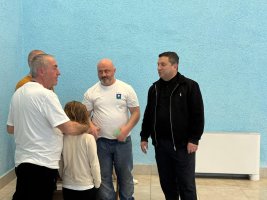 სამტრედიაში საჯარო და კერძო სკოლებს შორის ცურვის შეჯიბრი გაიმართა