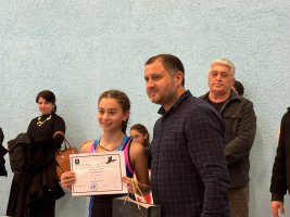 სამტრედიაში საჯარო და კერძო სკოლებს შორის ცურვის შეჯიბრი გაიმართა