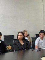 სამტრედიის მუნიციპალიტეტის მერიაში, მერის ახალგაზრდულ მრჩეველთა საბჭოსთან მორიგი სამუშაო შეხვედრა გაიმართა