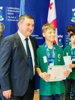 დავით ბახტაძემ ოლიმპიური ფესტივალის წარმატებული მონაწილეები და მათი მწვრთნელები დააჯილდოვა