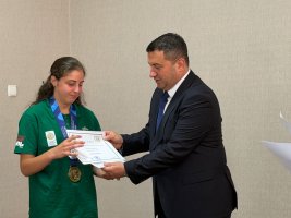 დავით ბახტაძემ ოლიმპიური ფესტივალის წარმატებული მონაწილეები და მათი მწვრთნელები დააჯილდოვა