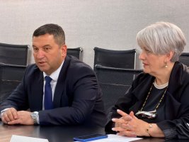 დავით ბახტაძემ ოლიმპიური ფესტივალის წარმატებული მონაწილეები და მათი მწვრთნელები დააჯილდოვა