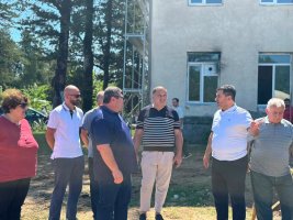 სოფელ დიდ ჯიხაიშში პირველი საჯარო სკოლის რეაბილიტაცია აქტიურად მიმდინარეობს