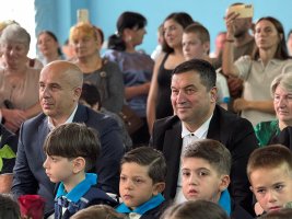 დავით ბახტაძემ საჯარო სკოლების მოსწავლეებსა და პედაგოგებს ახალი სასწავლო წლის დაწყება მიულოცა