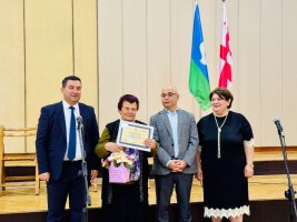 სამტრედიაში ღვაწლმოსილი პედაგოგები დააჯილდოვეს