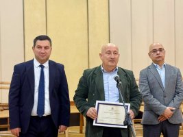 სამტრედიაში ღვაწლმოსილი პედაგოგები დააჯილდოვეს