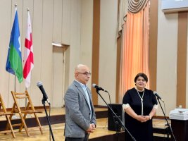 სამტრედიაში ღვაწლმოსილი პედაგოგები დააჯილდოვეს