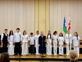 სამტრედიაში ღვაწლმოსილი პედაგოგები დააჯილდოვეს
